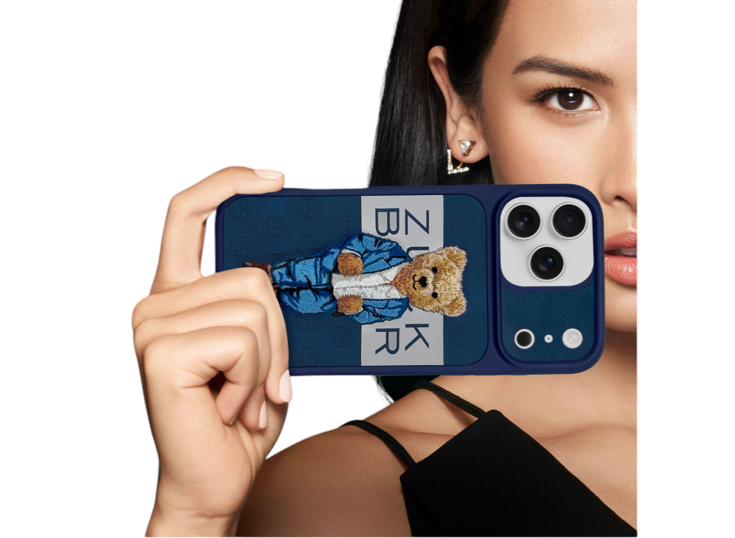 Etui ZuckBear Paris Gentleman do iPhone 17 Pro Max – niebieskie, z haftem