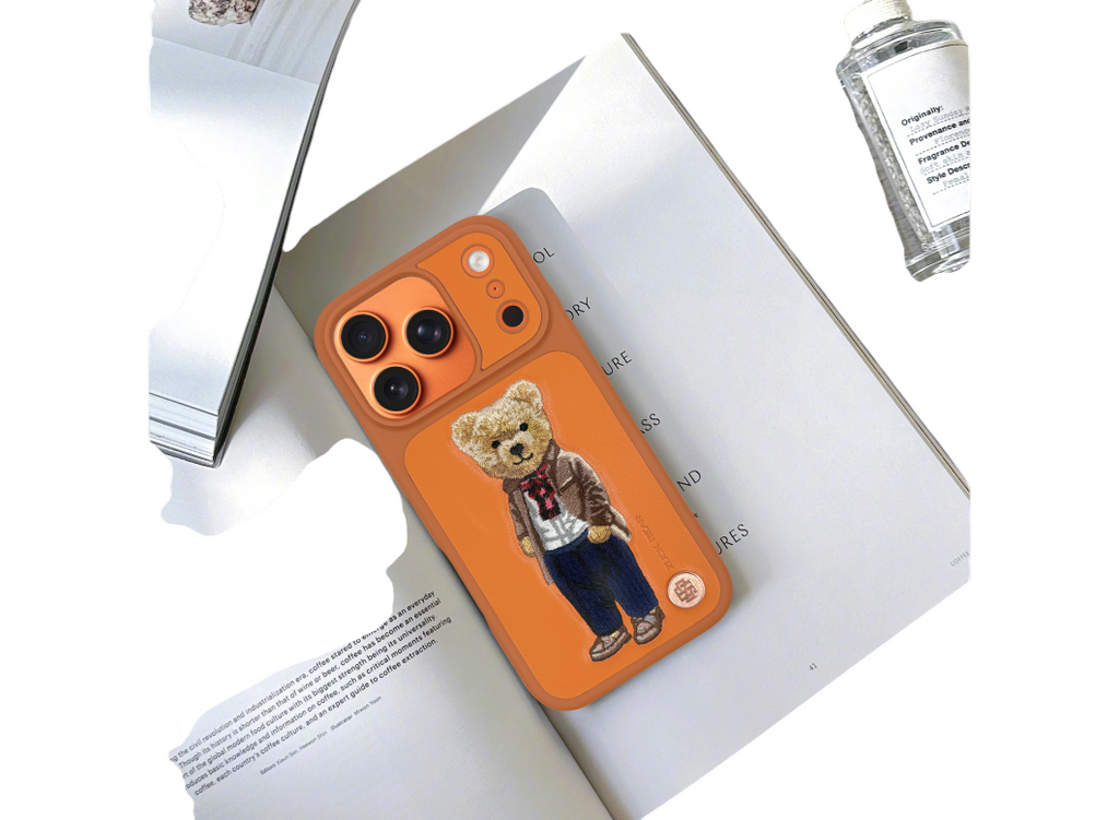 Etui ZuckBear do iPhone 17 Pro Max – London Classic, granatowe